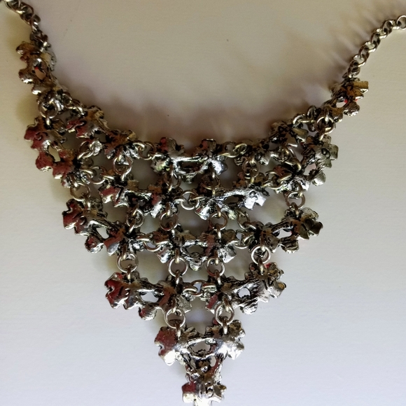 Beautiful Bib Necklace/Earrings Set + FREE GIFT - Picture 4 of 16